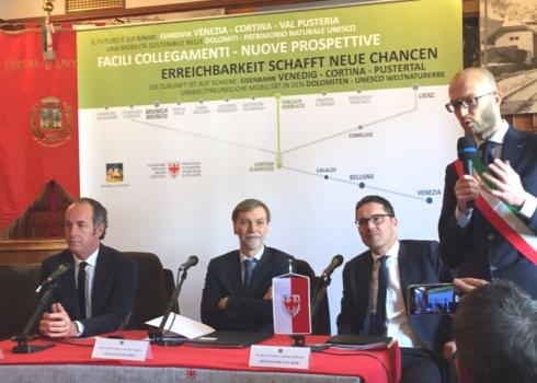 Luca Zaia, Graziano Delrio, Arno Kompatscher e Andrea Franceschi