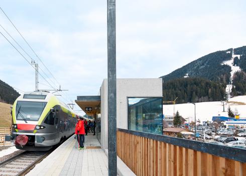 Versciaco: a sciare si va in treno